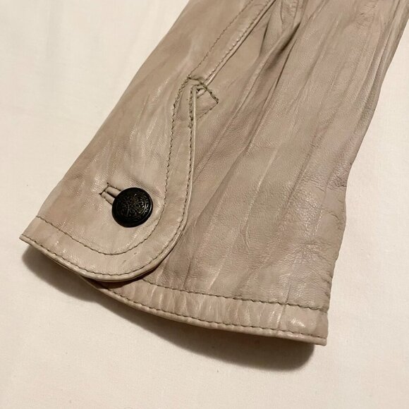 Danier Leather Womans Size Medium Jacket - Picture 13 of 16